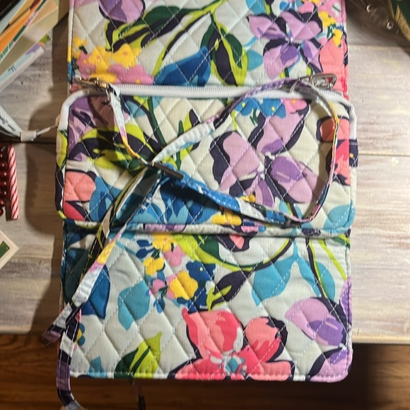 Vera Bradley wallet with straps. Floral pattern. Good condition. - Picture 5 of 7